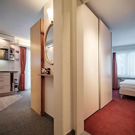 Paradies 303 *